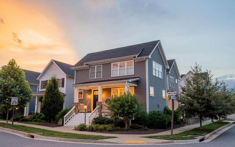 Why 2025 is the Perfect Year to Invest in Real Estate