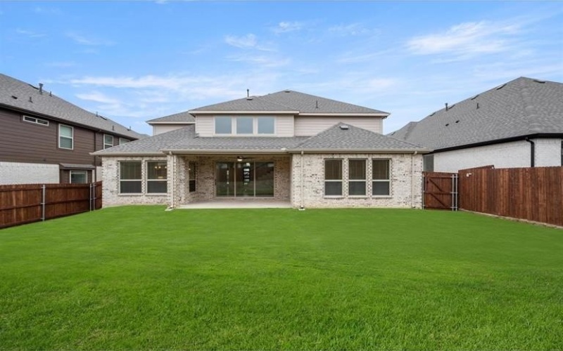 1406 Chickadee Drive, Mansfield, TX 76063, 5 Bedrooms Bedrooms, ,5 BathroomsBathrooms,Residential,For Sale,1406 Chickadee Drive,20744927