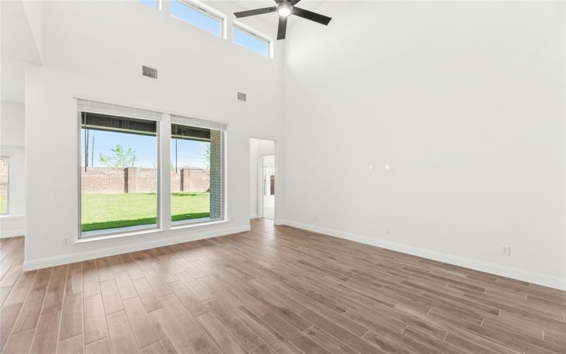 5859 Anning Way, Pilot Point, TX 76258, 5 Bedrooms Bedrooms, ,5 BathroomsBathrooms,Residential,For Sale,5859 Anning Way,20745166
