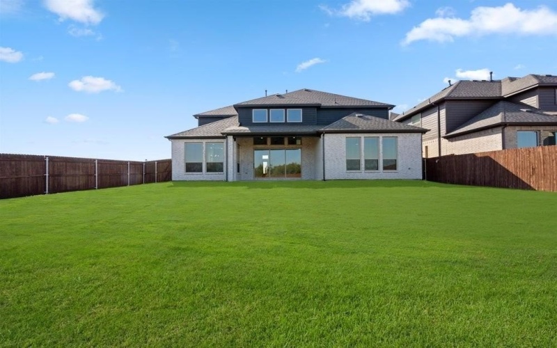 2013 Pelican Drive, Mansfield, TX 76063, 5 Bedrooms Bedrooms, ,5 BathroomsBathrooms,Residential,For Sale,2013 Pelican Drive,20733598