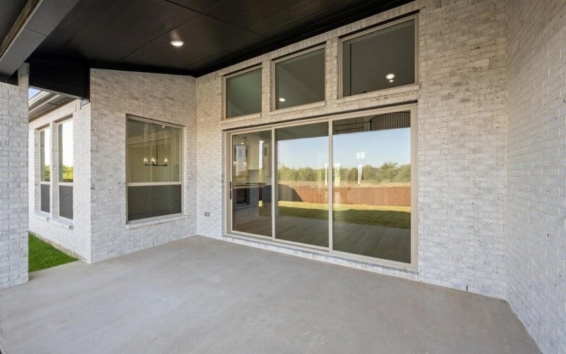 2013 Pelican Drive, Mansfield, TX 76063, 5 Bedrooms Bedrooms, ,5 BathroomsBathrooms,Residential,For Sale,2013 Pelican Drive,20733598