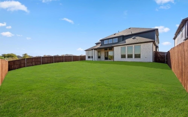 2013 Pelican Drive, Mansfield, TX 76063, 5 Bedrooms Bedrooms, ,5 BathroomsBathrooms,Residential,For Sale,2013 Pelican Drive,20733598