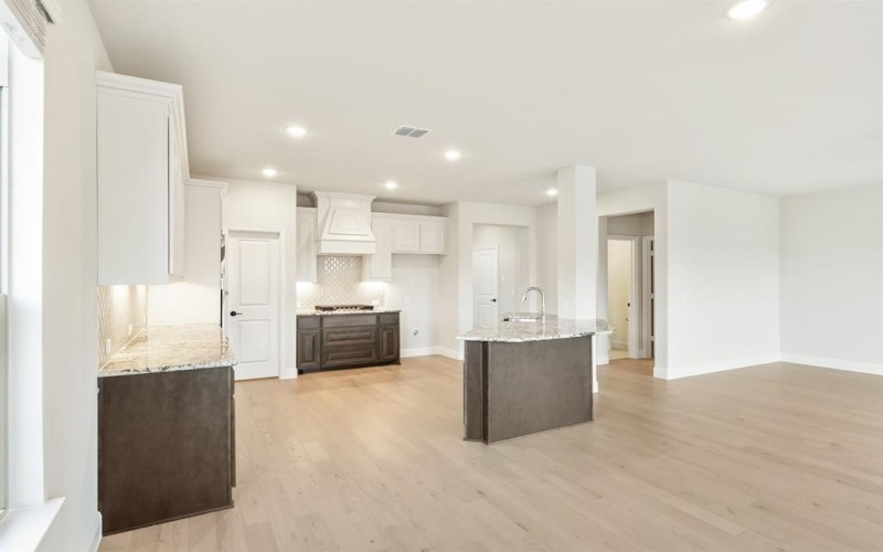 1042 Fleetwood Drive, Justin, TX 76247, 5 Habitaciones Habitaciones , ,3 BañosBaños,Residential,En Venta,1042 Fleetwood Drive,20745333