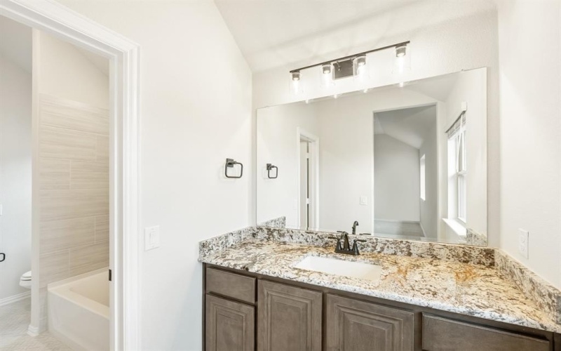 1042 Fleetwood Drive, Justin, TX 76247, 5 Habitaciones Habitaciones , ,3 BañosBaños,Residential,En Venta,1042 Fleetwood Drive,20745333