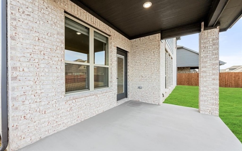 1042 Fleetwood Drive, Justin, TX 76247, 5 Habitaciones Habitaciones , ,3 BañosBaños,Residential,En Venta,1042 Fleetwood Drive,20745333