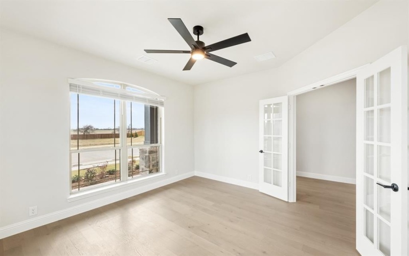 1042 Fleetwood Drive, Justin, TX 76247, 5 Habitaciones Habitaciones , ,3 BañosBaños,Residential,En Venta,1042 Fleetwood Drive,20745333