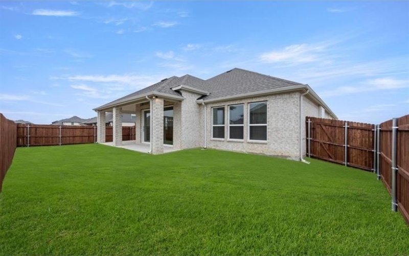 2109 Phoebe Drive, Mansfield, TX 76063, 4 Bedrooms Bedrooms, ,3 BathroomsBathrooms,Residential,For Sale,2109 Phoebe Drive,20734892