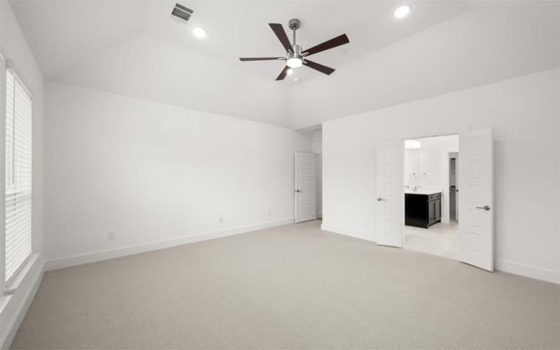 2109 Phoebe Drive, Mansfield, TX 76063, 4 Bedrooms Bedrooms, ,3 BathroomsBathrooms,Residential,For Sale,2109 Phoebe Drive,20734892