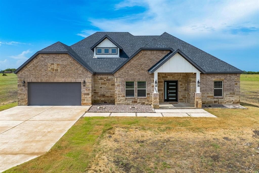 3055 County Road 4301, Greenville, TX 75401, 4 Habitaciones Habitaciones , ,2 BañosBaños,Residential,En Venta,3055 County Road 4301,20735428