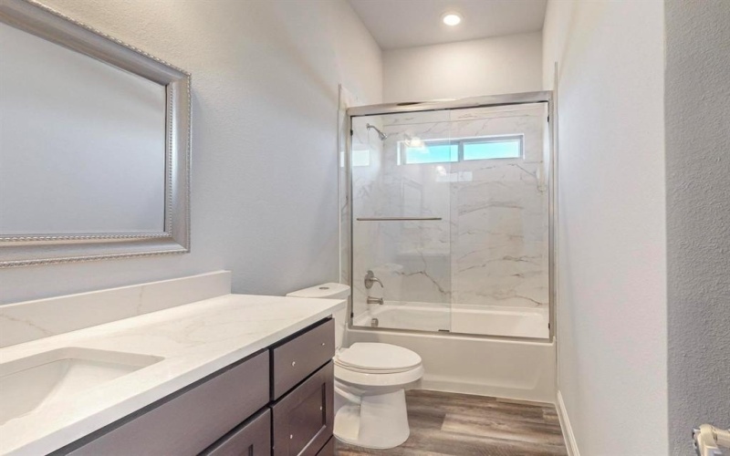 3055 County Road 4301, Greenville, TX 75401, 4 Habitaciones Habitaciones , ,2 BañosBaños,Residential,En Venta,3055 County Road 4301,20735428