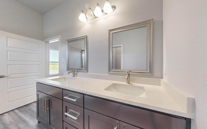 3055 County Road 4301, Greenville, TX 75401, 4 Habitaciones Habitaciones , ,2 BañosBaños,Residential,En Venta,3055 County Road 4301,20735428