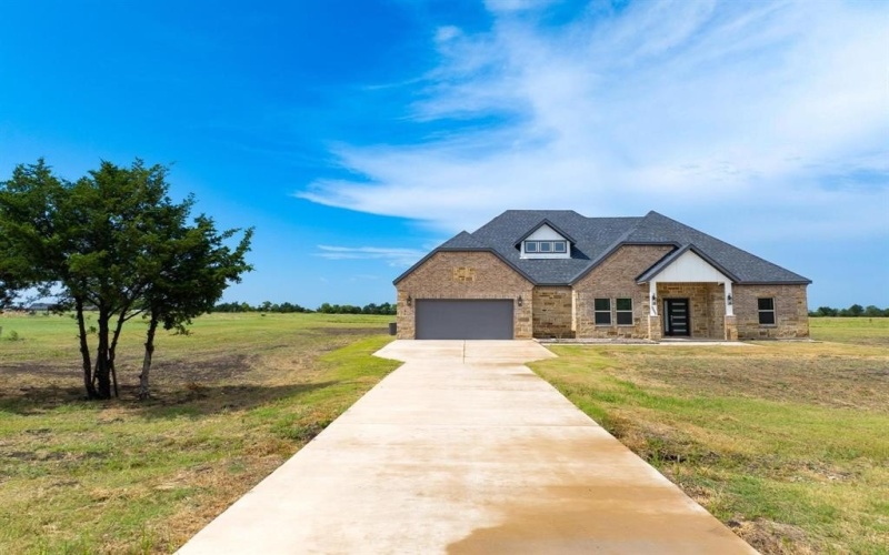 3055 County Road 4301, Greenville, TX 75401, 4 Habitaciones Habitaciones , ,2 BañosBaños,Residential,En Venta,3055 County Road 4301,20735428