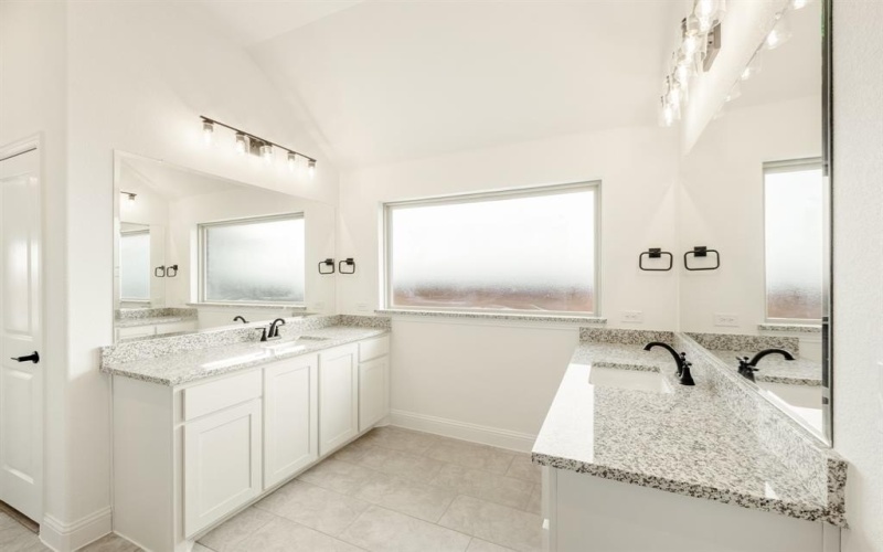 2312 Portrush Drive, Royse City, TX 75189, 3 Bedrooms Bedrooms, ,3 BathroomsBathrooms,Residential,For Sale,2312 Portrush Drive,20751192