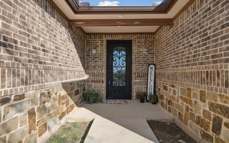 116 S Tatum Avenue, Dallas, TX 75211, 3 Habitaciones Habitaciones , ,2 BañosBaños,Residential,En Venta,116 S Tatum Avenue,20765355