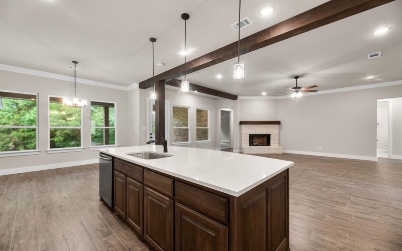 2201 Crystal Palace Boulevard, Alvarado, TX 76009, 4 Bedrooms Bedrooms, ,2 BathroomsBathrooms,Residential,For Sale,2201 Crystal Palace Boulevard,20757341