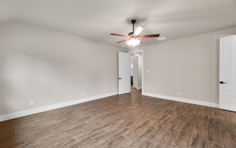 2201 Crystal Palace Boulevard, Alvarado, TX 76009, 4 Bedrooms Bedrooms, ,2 BathroomsBathrooms,Residential,For Sale,2201 Crystal Palace Boulevard,20757341
