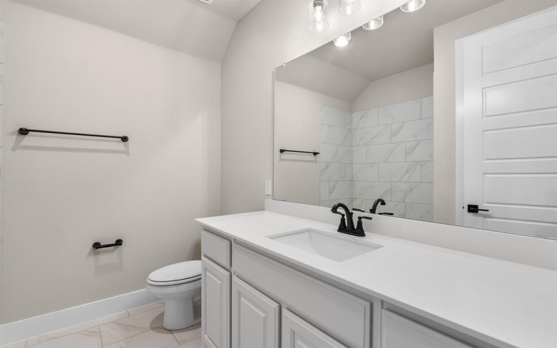 2201 Crystal Palace Boulevard, Alvarado, TX 76009, 4 Bedrooms Bedrooms, ,2 BathroomsBathrooms,Residential,For Sale,2201 Crystal Palace Boulevard,20757341