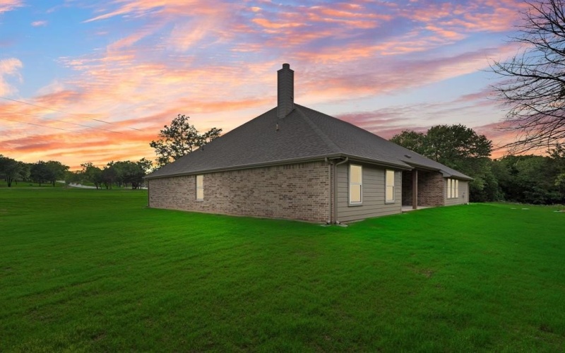 2201 Crystal Palace Boulevard, Alvarado, TX 76009, 4 Bedrooms Bedrooms, ,2 BathroomsBathrooms,Residential,For Sale,2201 Crystal Palace Boulevard,20757341