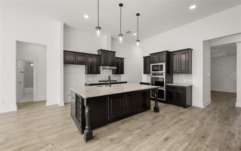 306 Tradd Street, Glenn Heights, TX 75154, 4 Bedrooms Bedrooms, ,5 BathroomsBathrooms,Residential,For Sale,306 Tradd Street,20766075