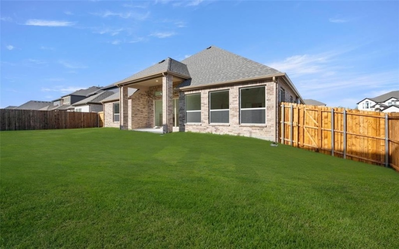 306 Tradd Street, Glenn Heights, TX 75154, 4 Bedrooms Bedrooms, ,5 BathroomsBathrooms,Residential,For Sale,306 Tradd Street,20766075