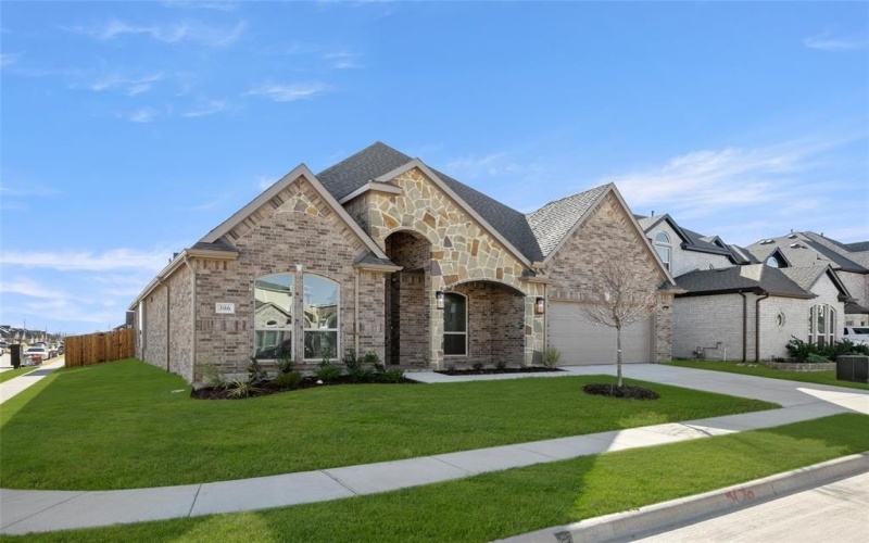 306 Tradd Street, Glenn Heights, TX 75154, 4 Bedrooms Bedrooms, ,5 BathroomsBathrooms,Residential,For Sale,306 Tradd Street,20766075