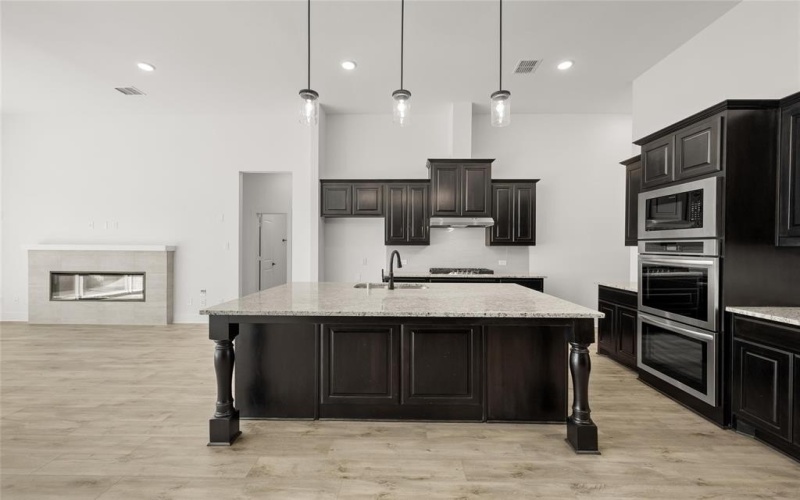 306 Tradd Street, Glenn Heights, TX 75154, 4 Bedrooms Bedrooms, ,5 BathroomsBathrooms,Residential,For Sale,306 Tradd Street,20766075