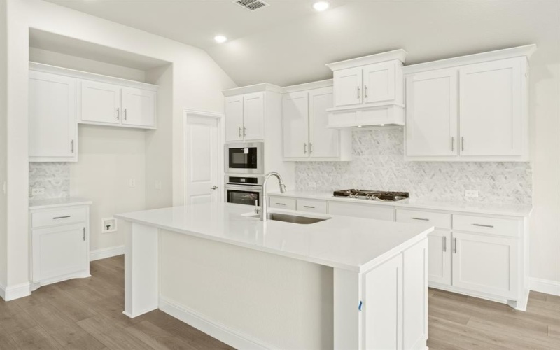 3909 Birch Grove Bend, Denton, TX 76226, 4 Bedrooms Bedrooms, ,3 BathroomsBathrooms,Residential,For Sale,3909 Birch Grove Bend,20766930