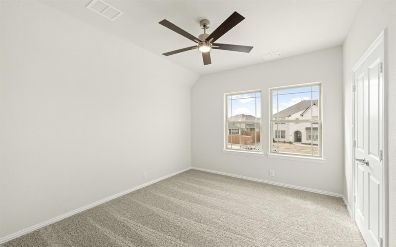 3909 Birch Grove Bend, Denton, TX 76226, 4 Bedrooms Bedrooms, ,3 BathroomsBathrooms,Residential,For Sale,3909 Birch Grove Bend,20766930