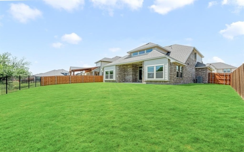 3909 Birch Grove Bend, Denton, TX 76226, 4 Bedrooms Bedrooms, ,3 BathroomsBathrooms,Residential,For Sale,3909 Birch Grove Bend,20766930