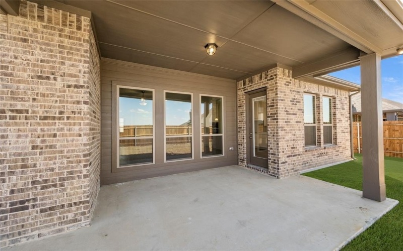 805 Monza Drive, Midlothian, TX 76065, 4 Bedrooms Bedrooms, ,2 BathroomsBathrooms,Residential,For Sale,805 Monza Drive,20767055