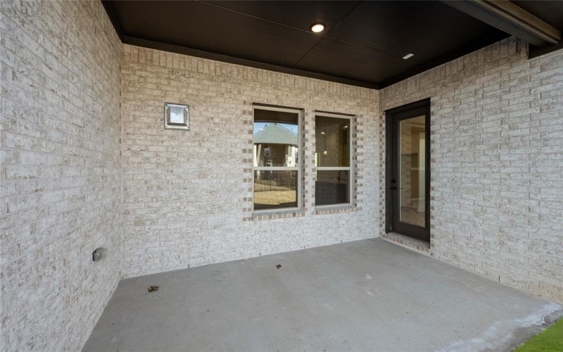 6966 Westlake Drive, Grand Prairie, TX 75054, 5 Habitaciones Habitaciones , ,3 BañosBaños,Residential,En Venta,6966 Westlake Drive,20759424