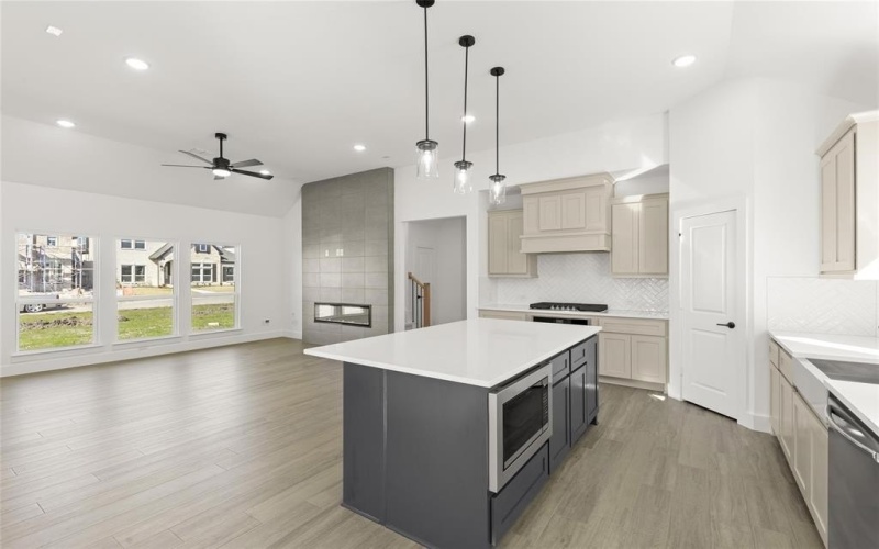 8104 Caprock Trail, Rowlett, TX 75089, 4 Habitaciones Habitaciones , ,3 BañosBaños,Residential,En Venta,8104 Caprock Trail,20759434