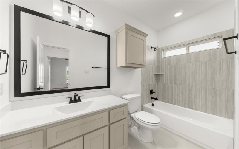 8104 Caprock Trail, Rowlett, TX 75089, 4 Habitaciones Habitaciones , ,3 BañosBaños,Residential,En Venta,8104 Caprock Trail,20759434