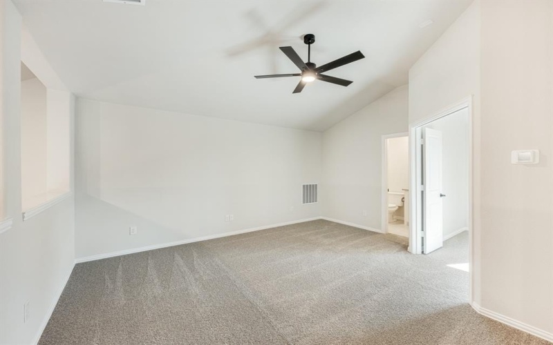 180 Creekside Drive, Sanger, TX 76266, 4 Bedrooms Bedrooms, ,3 BathroomsBathrooms,Residential,For Sale,180 Creekside Drive,20767631