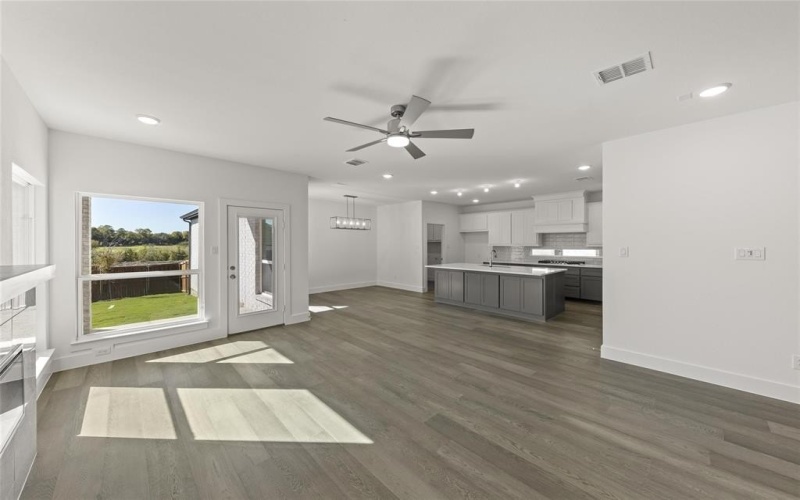8108 Caprock Trail, Rowlett, TX 75089, 4 Habitaciones Habitaciones , ,3 BañosBaños,Residential,En Venta,8108 Caprock Trail,0,20759467
