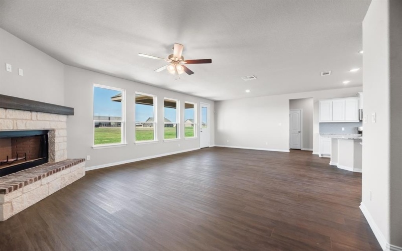 3112 White Oak Road, Oak Ridge, TX 75161, 3 Bedrooms Bedrooms, ,2 BathroomsBathrooms,Residential,For Sale,3112 White Oak Road,20768074