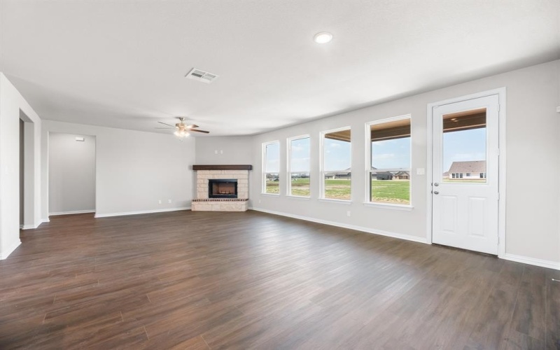 3112 White Oak Road, Oak Ridge, TX 75161, 3 Bedrooms Bedrooms, ,2 BathroomsBathrooms,Residential,For Sale,3112 White Oak Road,20768074