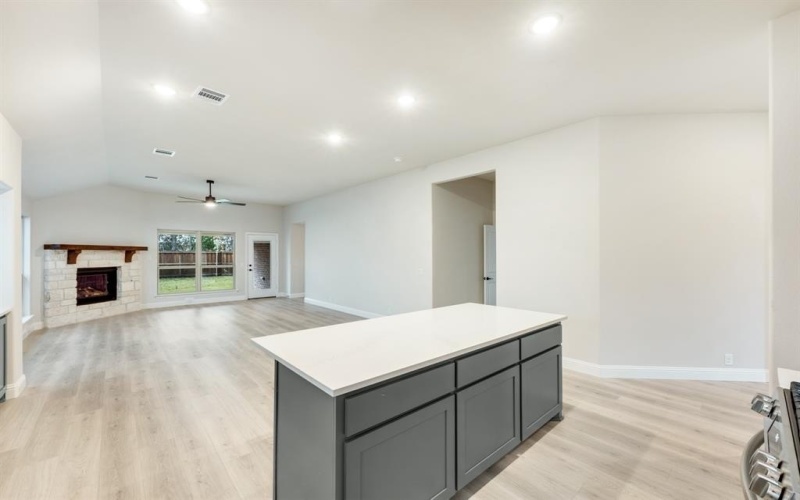 112 Saddlewood Trail, Commerce, TX 75428, 4 Habitaciones Habitaciones , ,3 BañosBaños,Residential,En Venta,112 Saddlewood Trail,20761899