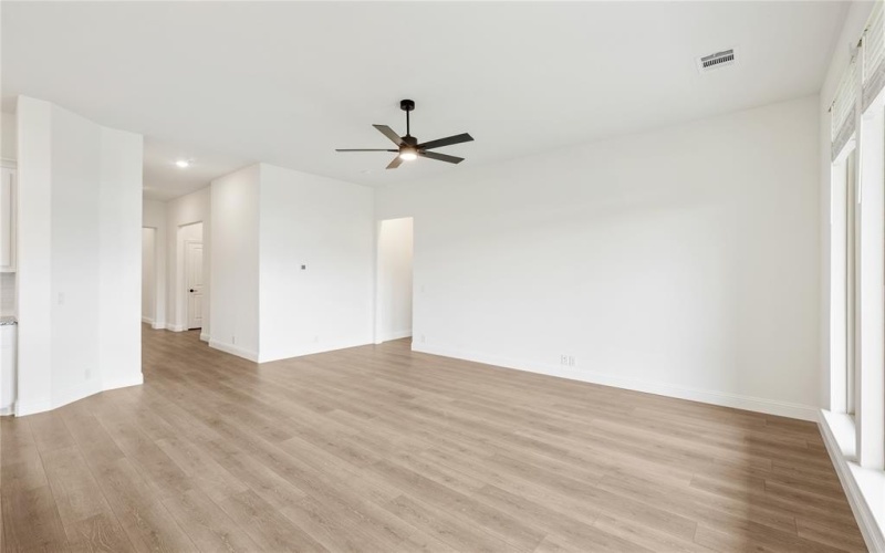 304 Keystone Drive, Commerce, TX 75428, 4 Habitaciones Habitaciones , ,2 BañosBaños,Residential,En Venta,304 Keystone Drive,20761936