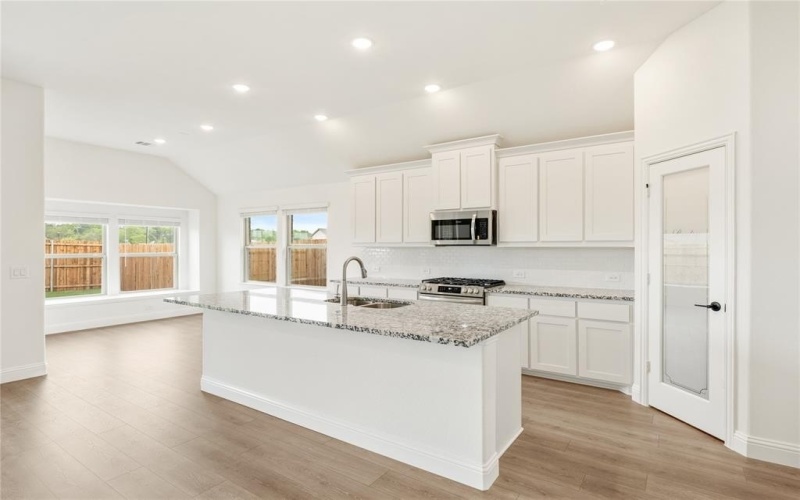 304 Keystone Drive, Commerce, TX 75428, 4 Habitaciones Habitaciones , ,2 BañosBaños,Residential,En Venta,304 Keystone Drive,20761936