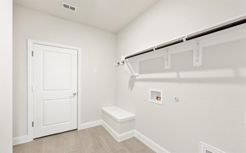 8924 New Ballinger Drive, Denton, TX 76226, 5 Bedrooms Bedrooms, ,5 BathroomsBathrooms,Residential,For Sale,8924 New Ballinger Drive,20770143
