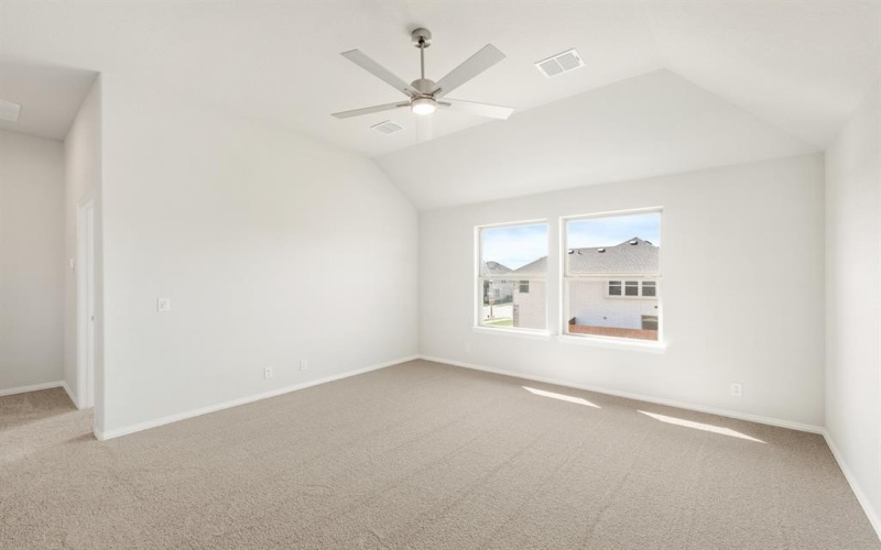8924 New Ballinger Drive, Denton, TX 76226, 5 Bedrooms Bedrooms, ,5 BathroomsBathrooms,Residential,For Sale,8924 New Ballinger Drive,20770143