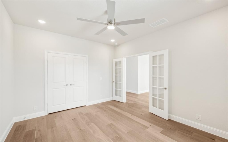 8924 New Ballinger Drive, Denton, TX 76226, 5 Bedrooms Bedrooms, ,5 BathroomsBathrooms,Residential,For Sale,8924 New Ballinger Drive,20770143