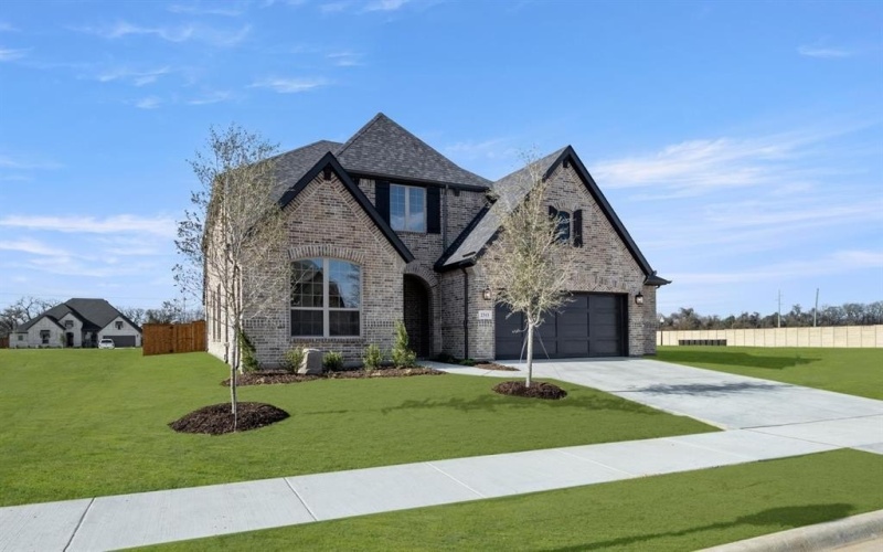 2313 Meek Woods Lane, Mansfield, TX 76063, 4 Bedrooms Bedrooms, ,5 BathroomsBathrooms,Residential,For Sale,2313 Meek Woods Lane,20770689