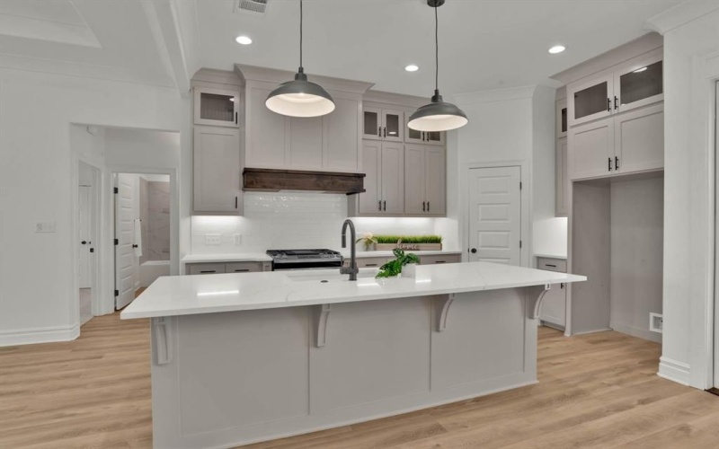 179 Oak Alley Road, Stonewall, LA 71078, 4 Bedrooms Bedrooms, ,3 BathroomsBathrooms,Residential,For Sale,179 Oak Alley Road,20752427