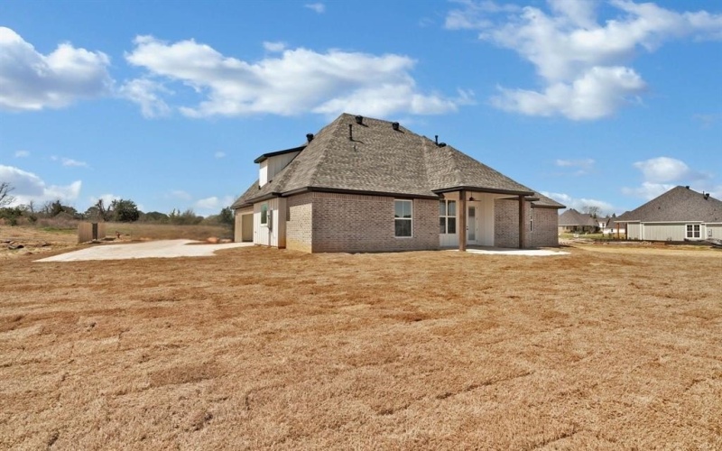179 Oak Alley Road, Stonewall, LA 71078, 4 Bedrooms Bedrooms, ,3 BathroomsBathrooms,Residential,For Sale,179 Oak Alley Road,20752427