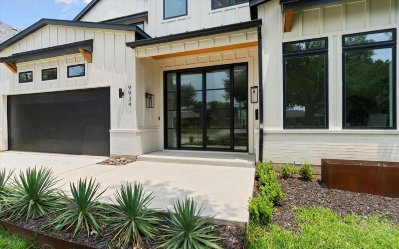 9934 Mixon Drive, Dallas, TX 75220, 5 Bedrooms Bedrooms, ,5 BathroomsBathrooms,Residential,For Sale,9934 Mixon Drive,20752475