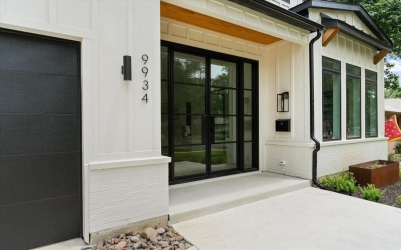 9934 Mixon Drive, Dallas, TX 75220, 5 Bedrooms Bedrooms, ,5 BathroomsBathrooms,Residential,For Sale,9934 Mixon Drive,20752475