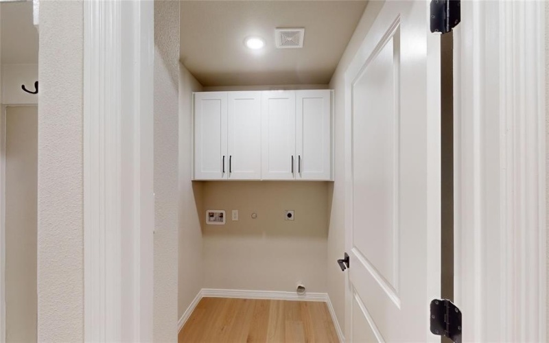 703 Cedar Street, Cleburne, TX 76031, 3 Habitaciones Habitaciones , ,2 BañosBaños,Residential,En Venta,703 Cedar Street,20770770