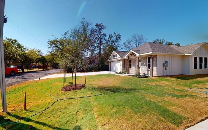 703 Cedar Street, Cleburne, TX 76031, 3 Habitaciones Habitaciones , ,2 BañosBaños,Residential,En Venta,703 Cedar Street,20770770